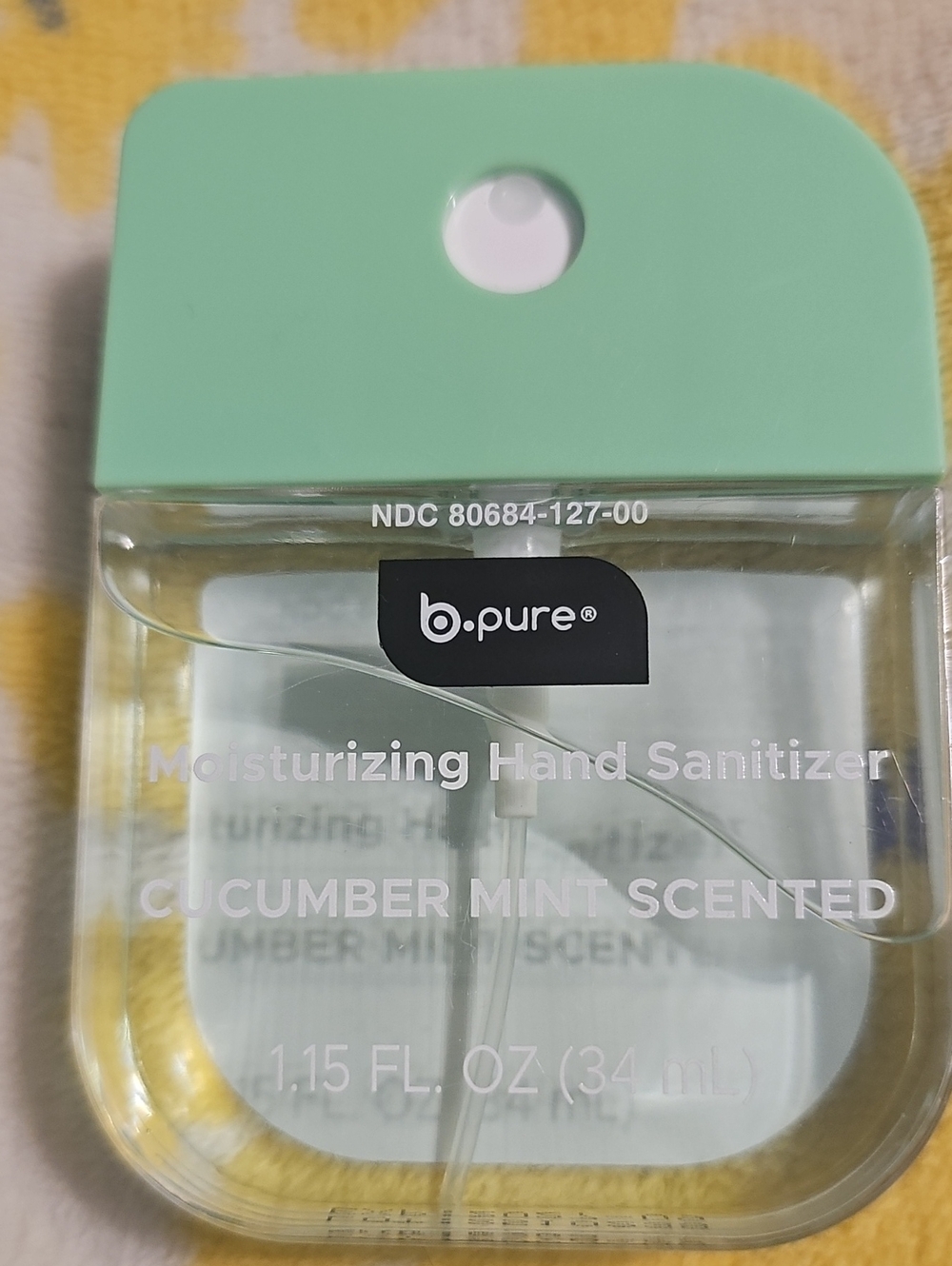 Cucumber Mint Moisturizing Hand Sanitizer Spray - Mint Green